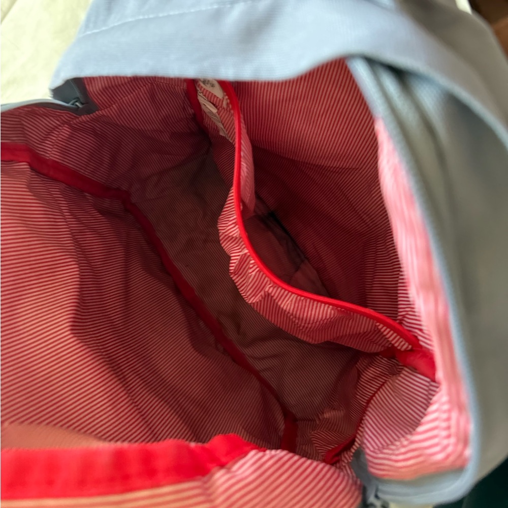 Backpack - Picture 5 of 6